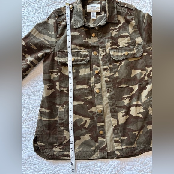 FOREVER 21 Camouflage Military Jacket - Picture 4 of 9